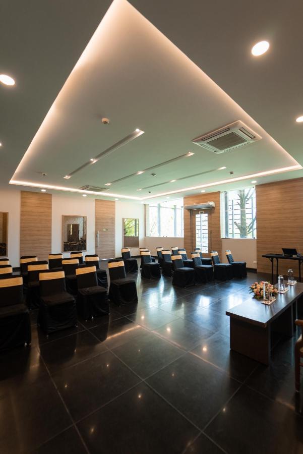 Hycinth Hotels Thiruvananthapuram Exterior photo