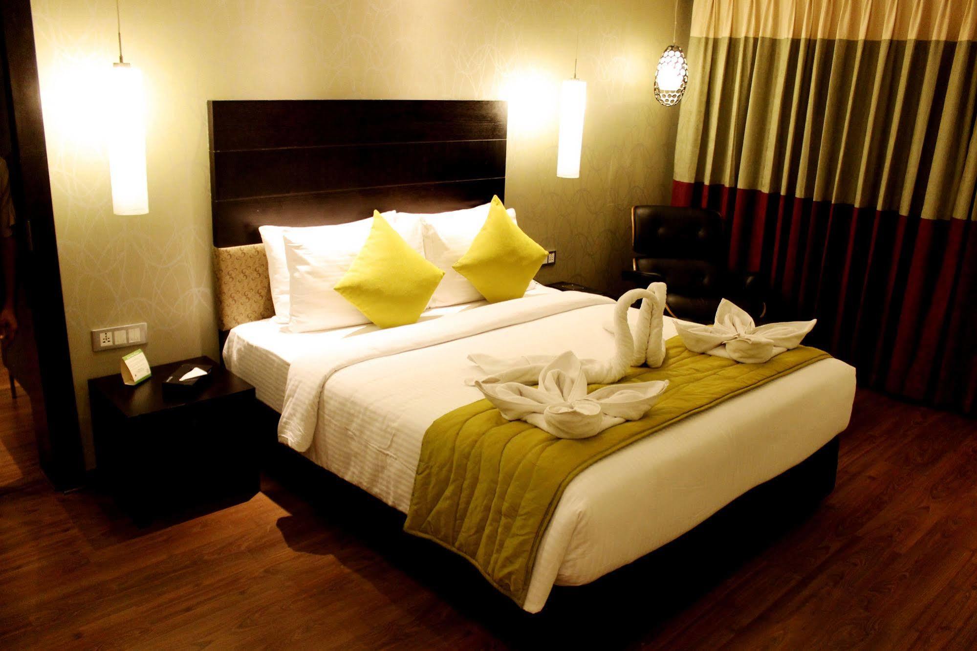 Hycinth Hotels Thiruvananthapuram Exterior photo