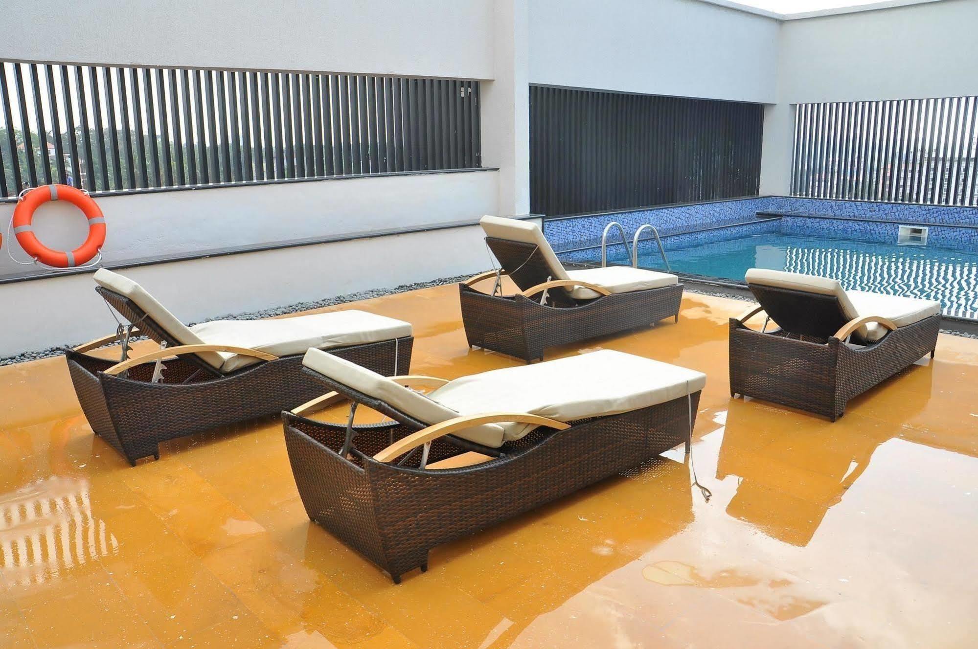 Hycinth Hotels Thiruvananthapuram Exterior photo
